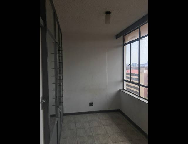 2 BEDROOM FLAT FOR SALE IN MUCKLENEUK